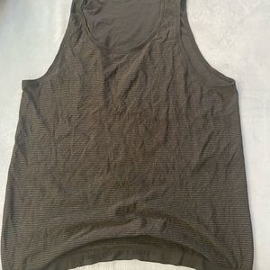 Lululemon lightweight workout tank